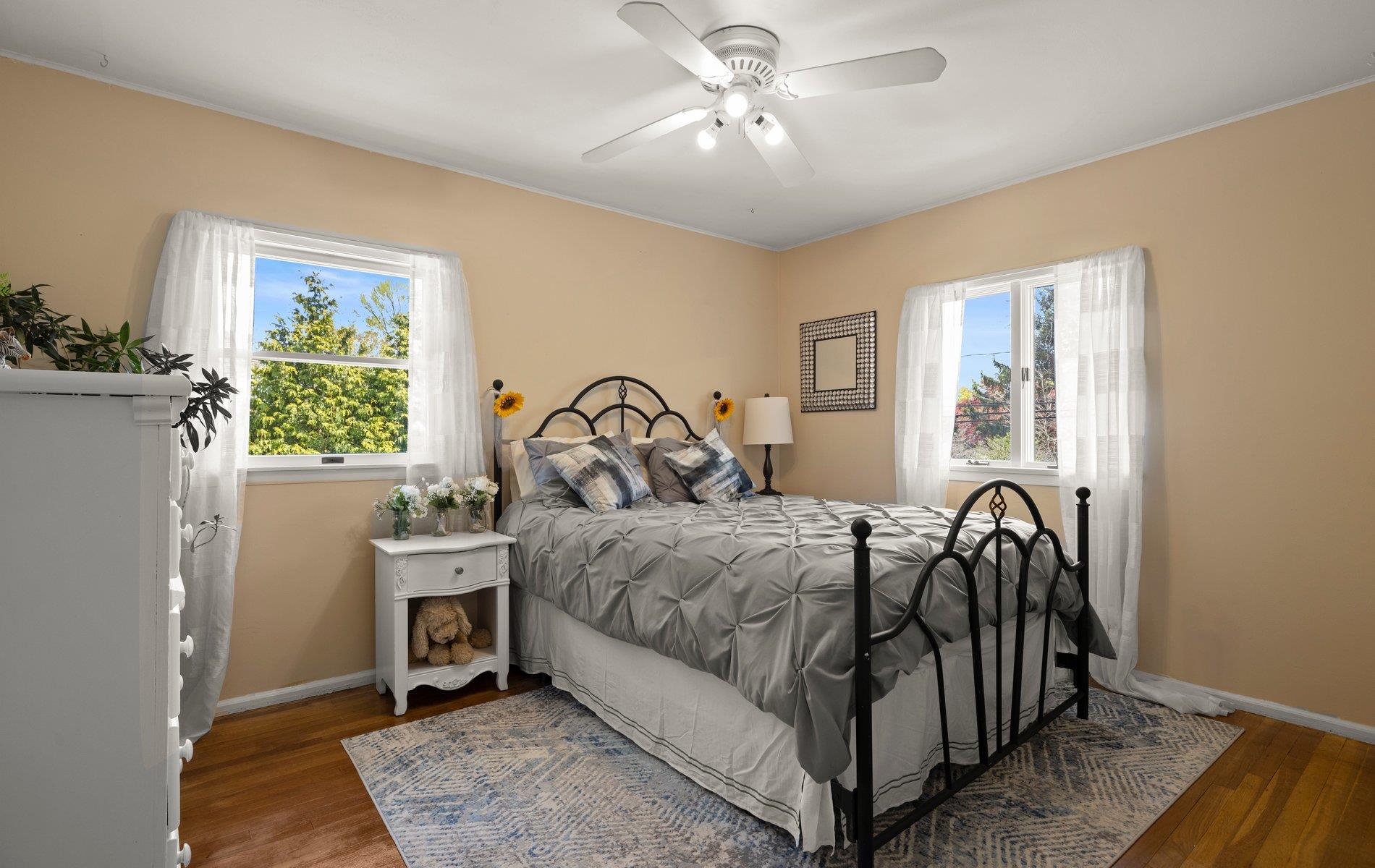 27 Bea Avenue, East Northport, New York image 15