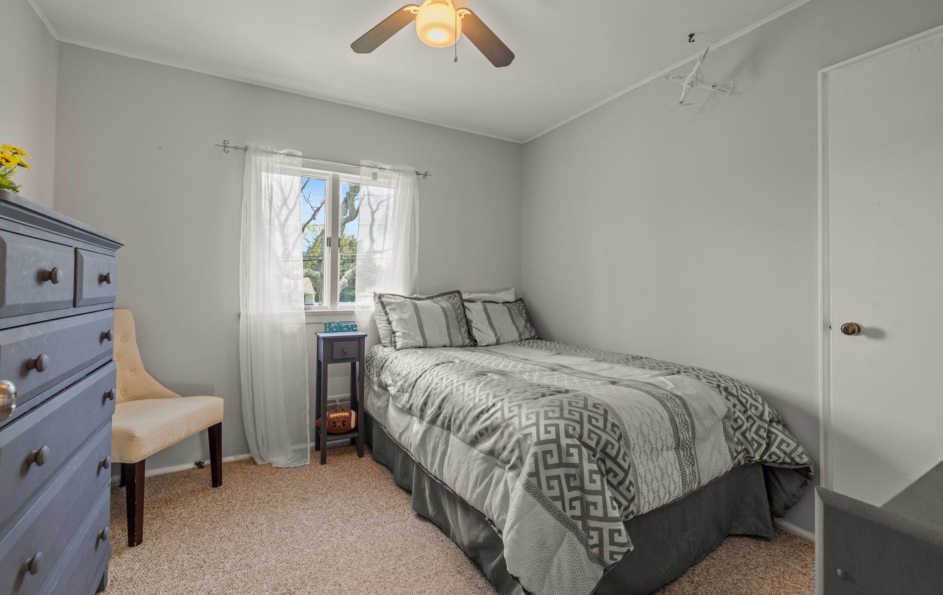 27 Bea Avenue, East Northport, New York image 16