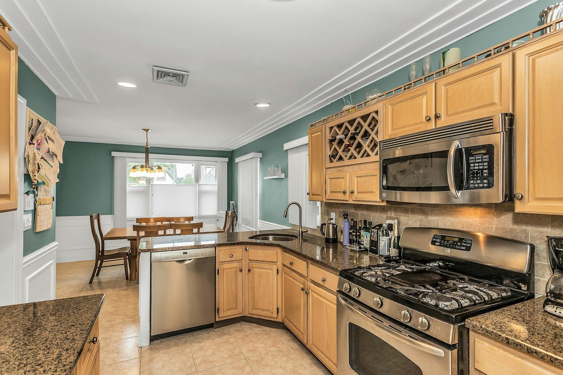 85-28 252 Street, Bellerose, New York image 7
