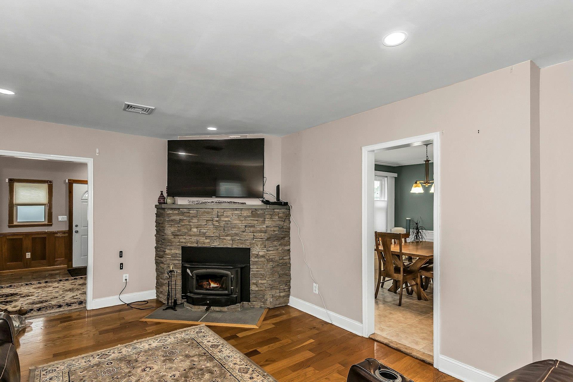 85-28 252 Street, Bellerose, New York image 4