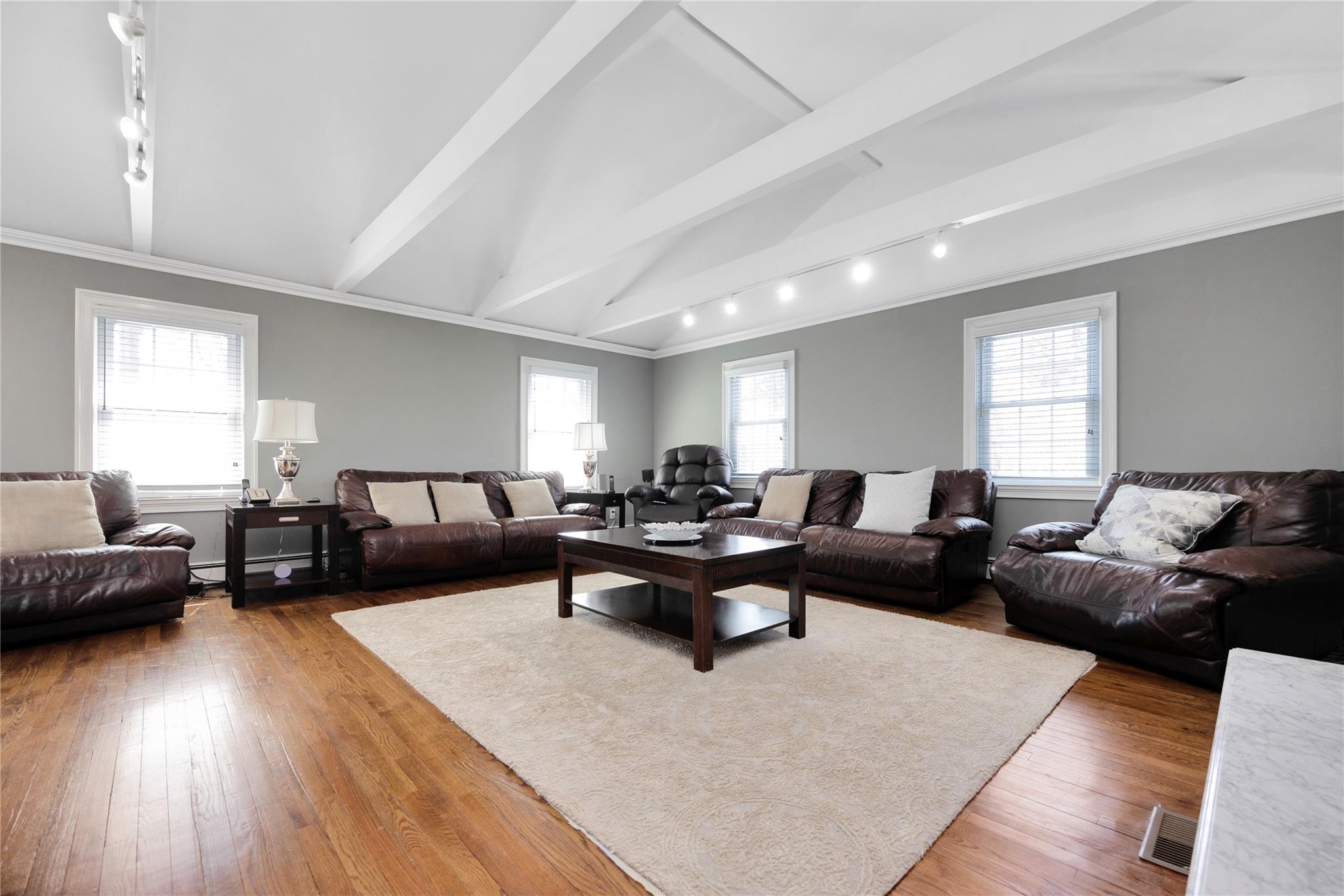 8 Bradshaw Lane, Fort Salonga, New York image 22