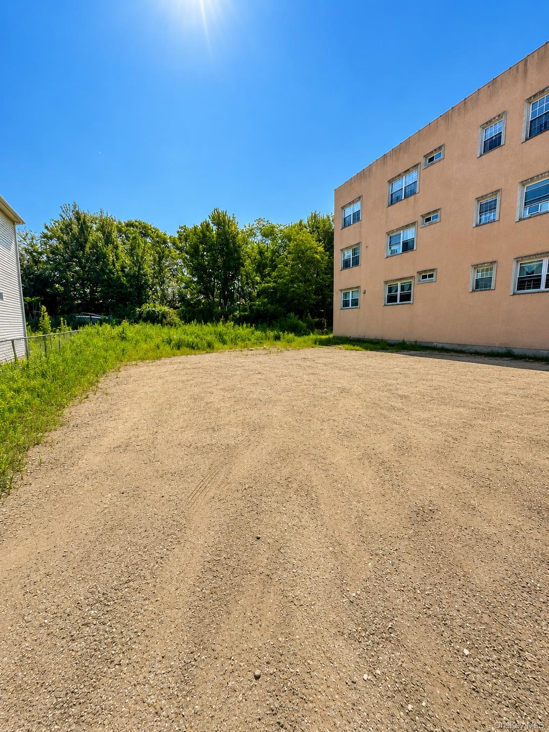 330 Beach 84