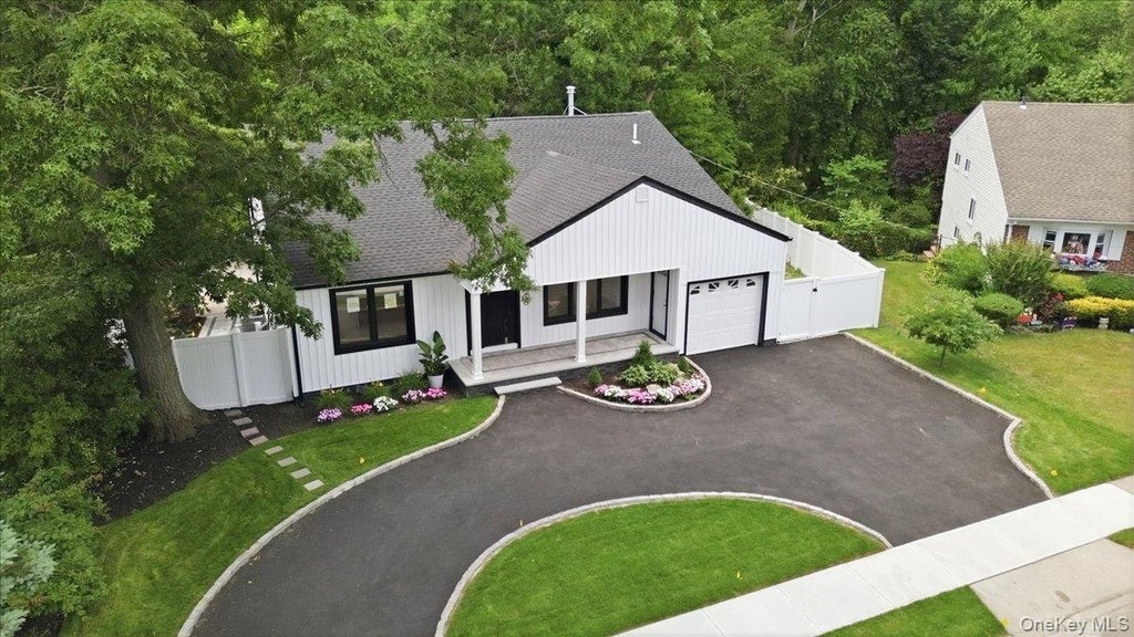 Photo of 378 Lakeshore Boulevard, Massapequa Park, NY 11762 (MLS # 1016316)
