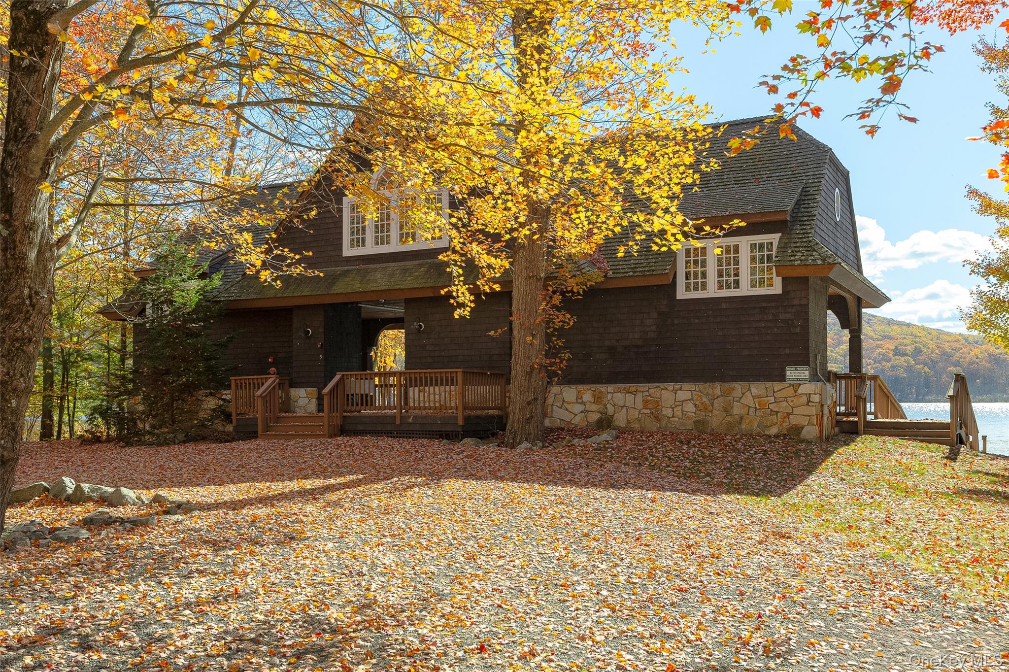 51 Tablerock Circle