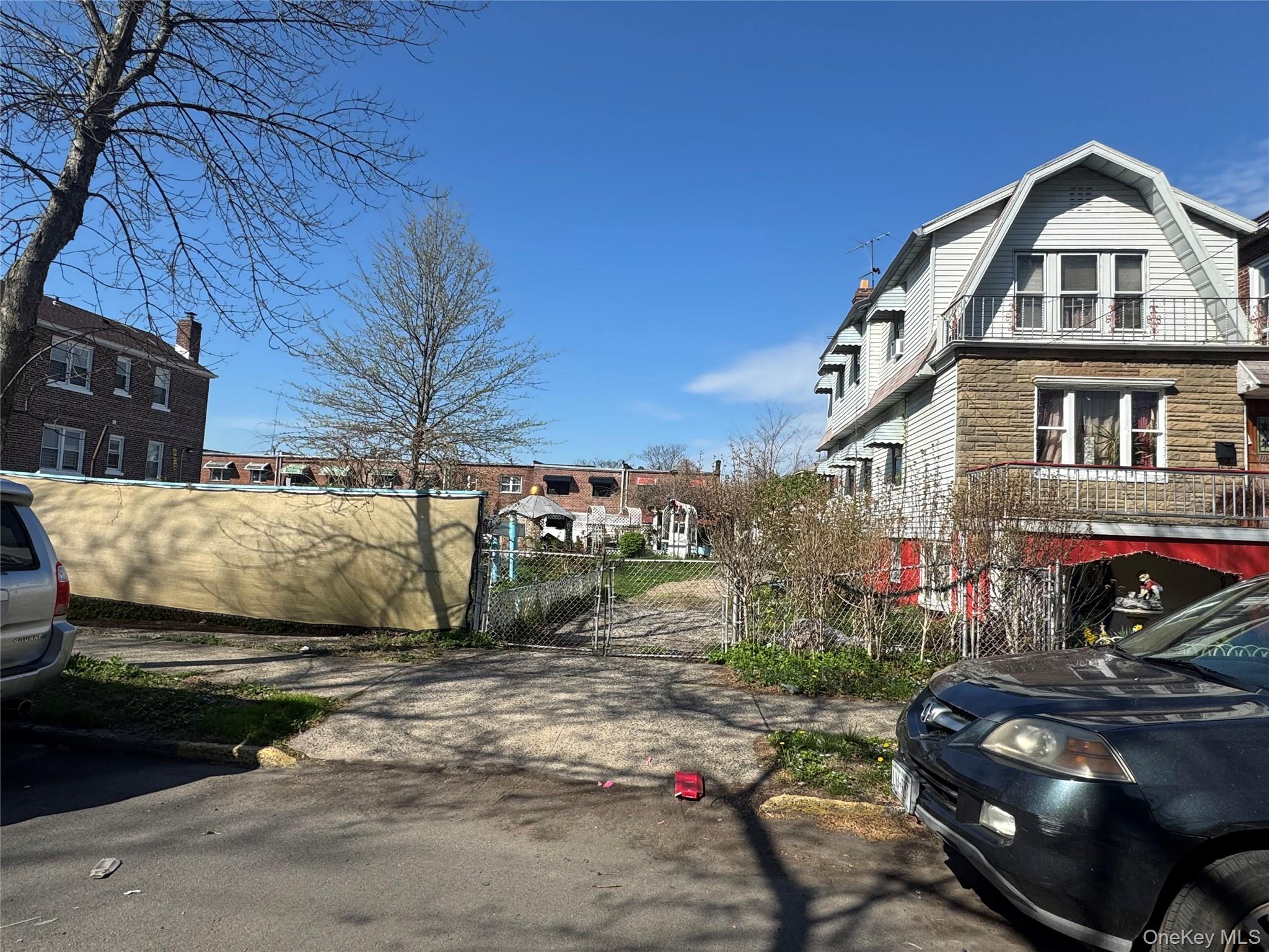 4055 -4059 Murdock Avenue