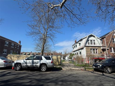 4055 -4059 Murdock Avenue Bronx NY 10466