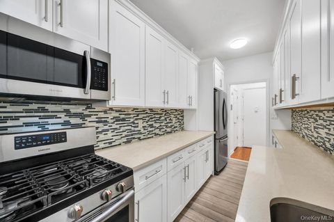 Homes For Sale - 3716 83rd Street #2A<br/> Jackson Heights, NY 11372