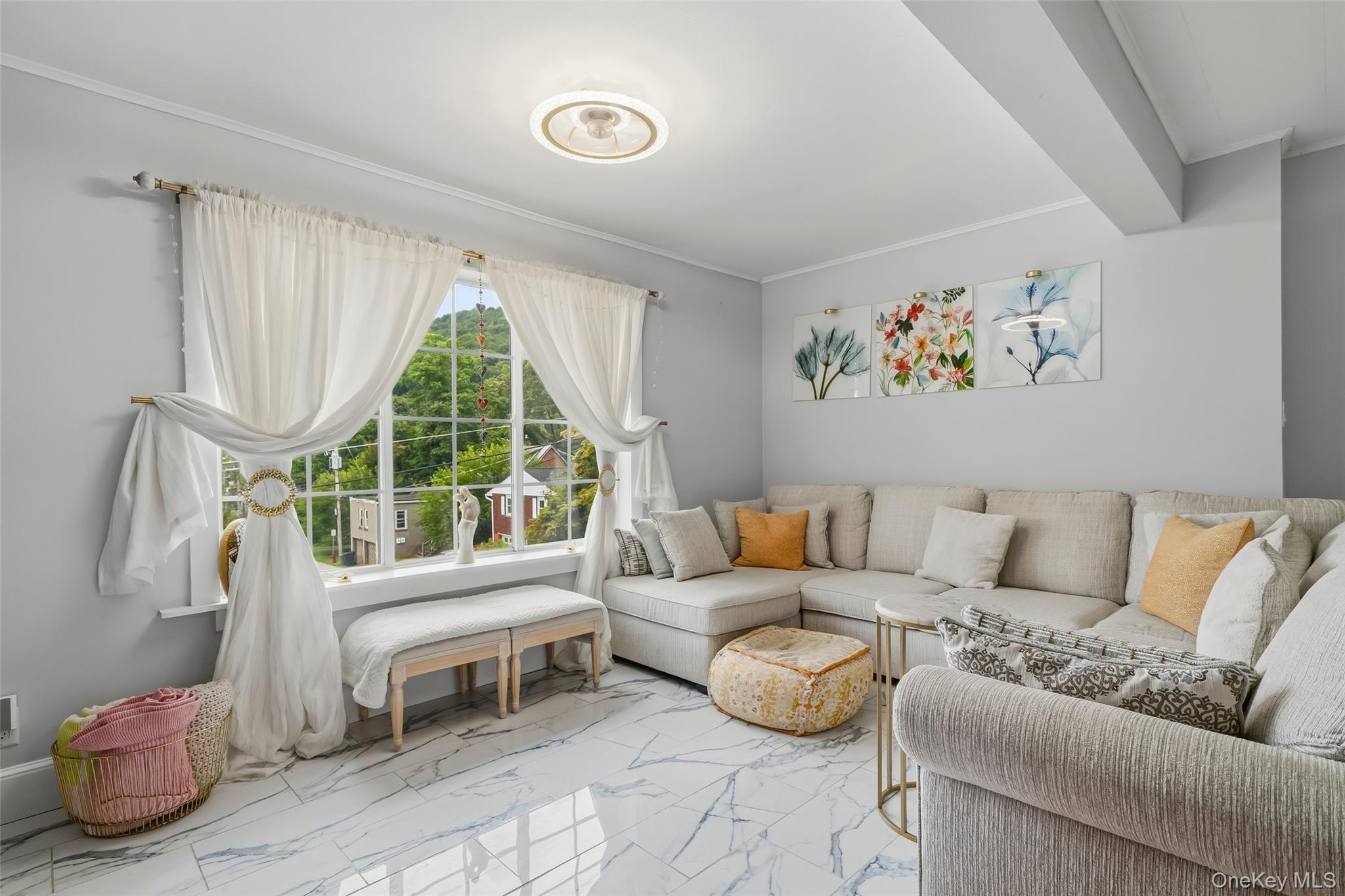 16 Hillside Avenue