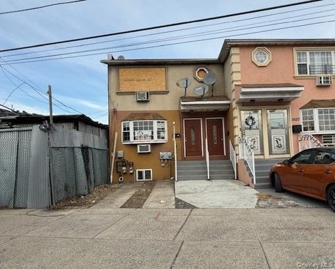 Multifamily For Sale - 11625 Merrick Boulevard<br/> Jamaica, NY 11434