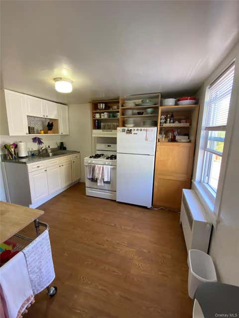 Photo of 81 Cedar Street, Dobbs Ferry, NY 10522 (MLS # 1009194)