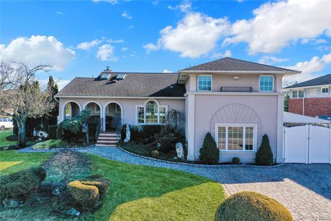 646 Kildare Crescent Seaford NY 11783