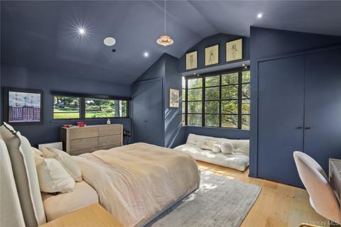 Tiny photo for 95 N Broadway, Irvington, NY 10533 (MLS # 961739)