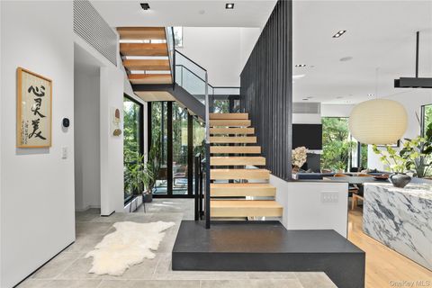 Tiny photo for 95 N Broadway, Irvington, NY 10533 (MLS # 961739)