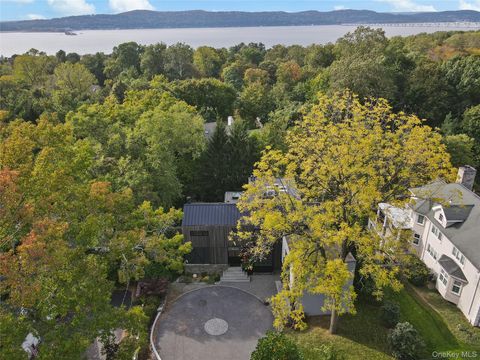 Tiny photo for 95 N Broadway, Irvington, NY 10533 (MLS # 961739)