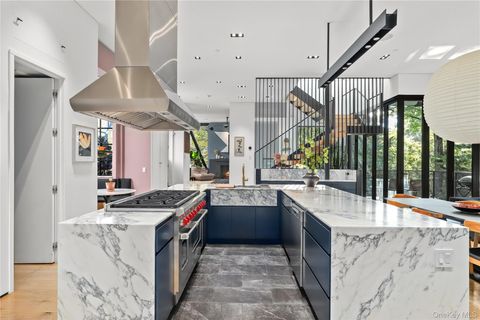 Tiny photo for 95 N Broadway, Irvington, NY 10533 (MLS # 961739)