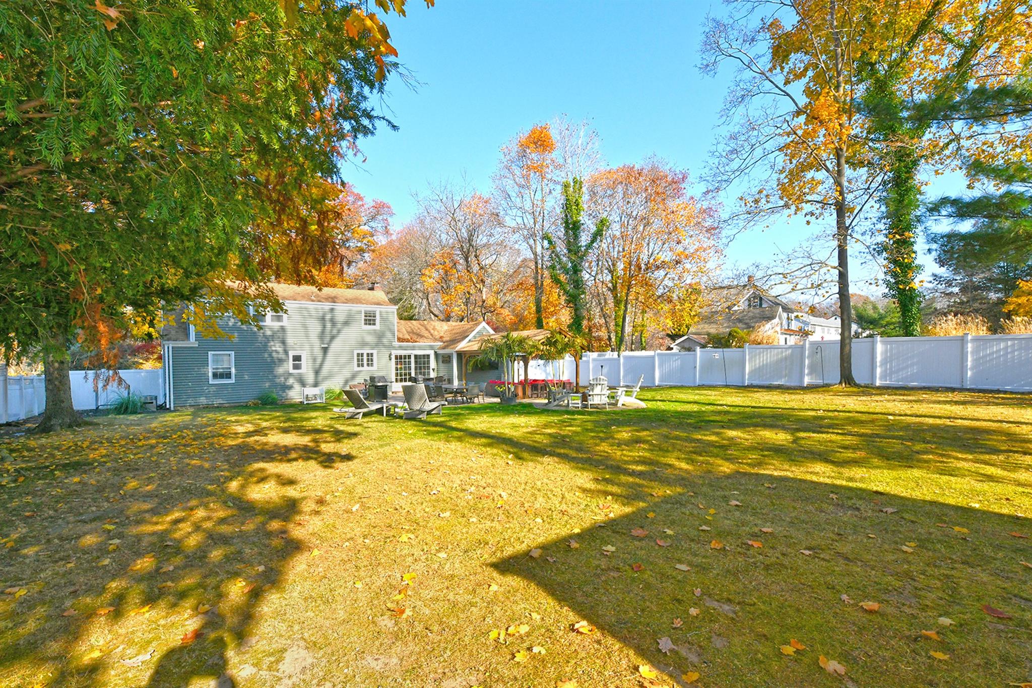 12 Darling Avenue, Smithtown, New York image 33