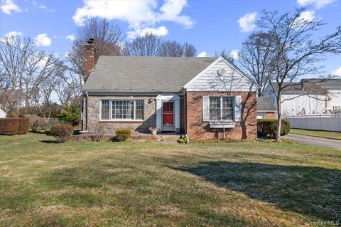 Homes For Sale - 12 Maple Avenue<br/> Bethpage, NY 11714