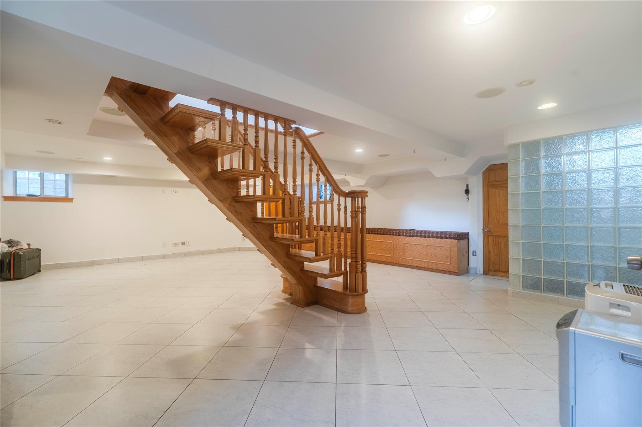 255-10 Iowa Road Rd, Flushing, New York image 36