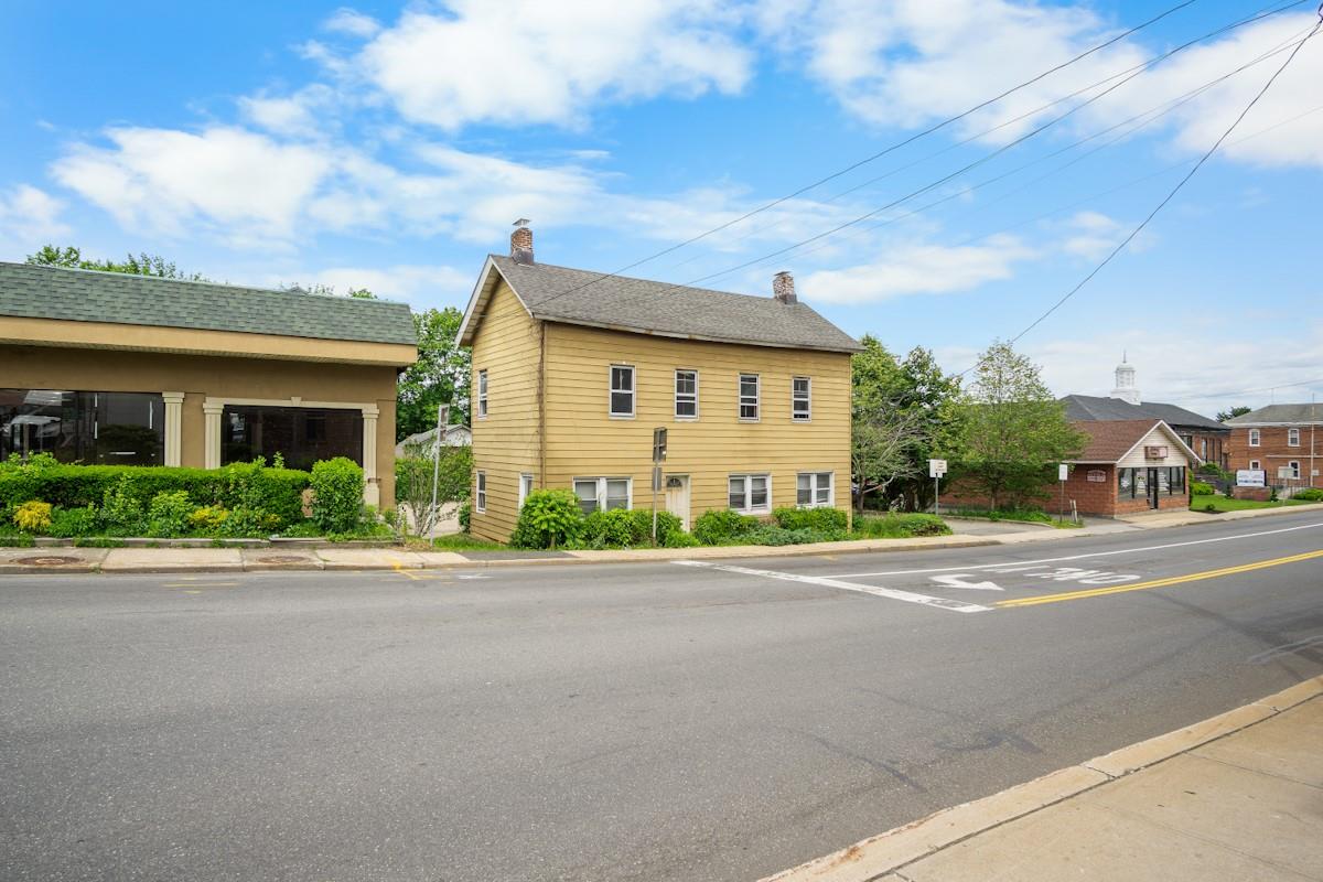 4 E Railroad Avenue, West Haverstraw, New York image 23