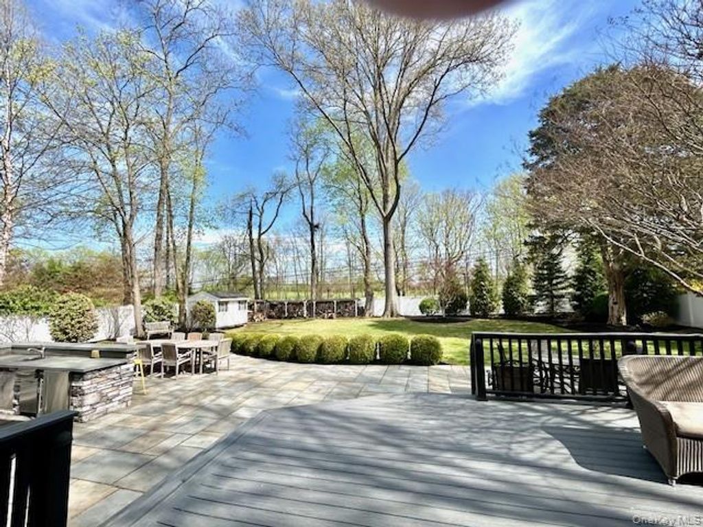 Photo of 21 Midland Street, Cold Spring Harbor, NY 11724 (MLS # 986260)