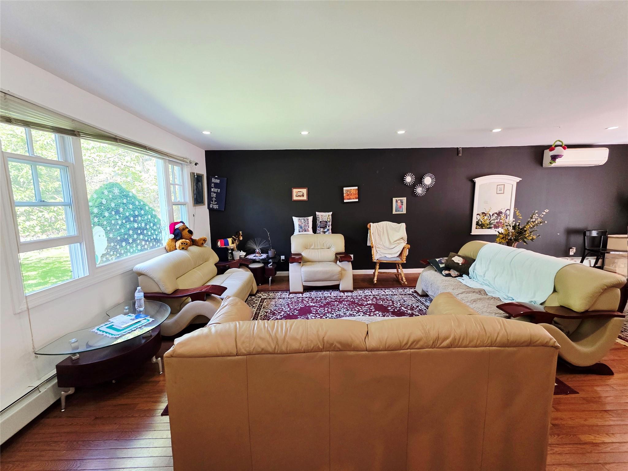 81 Anchor Street, Riverhead, New York image 25