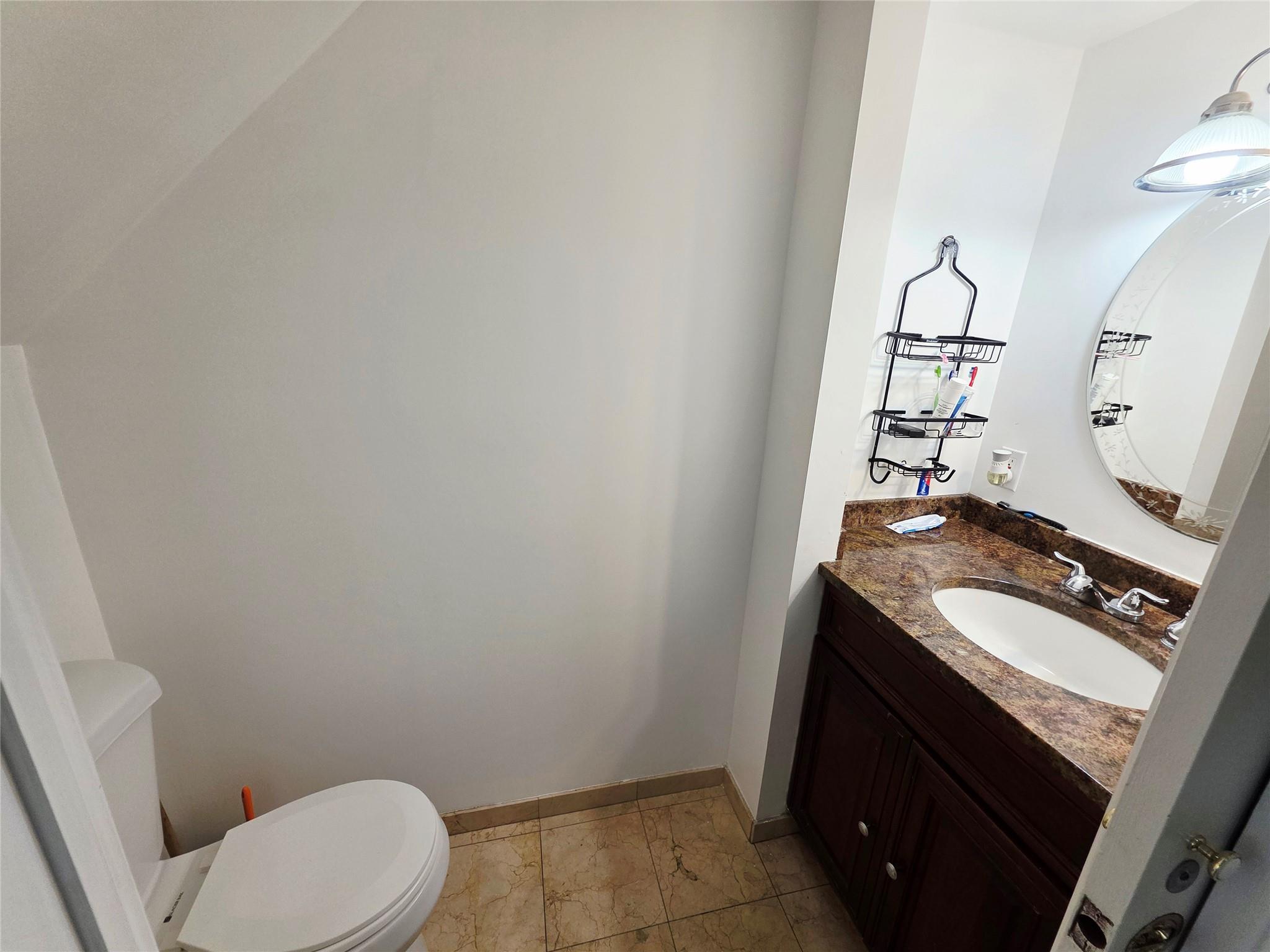 81 Anchor Street, Riverhead, New York image 32