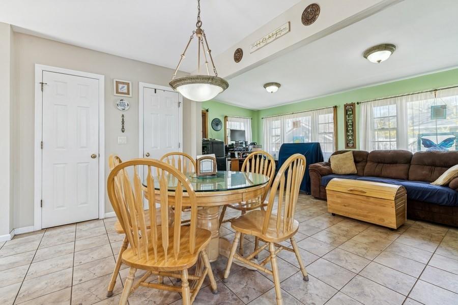 17 Columbus Street, East Patchogue, New York image 9