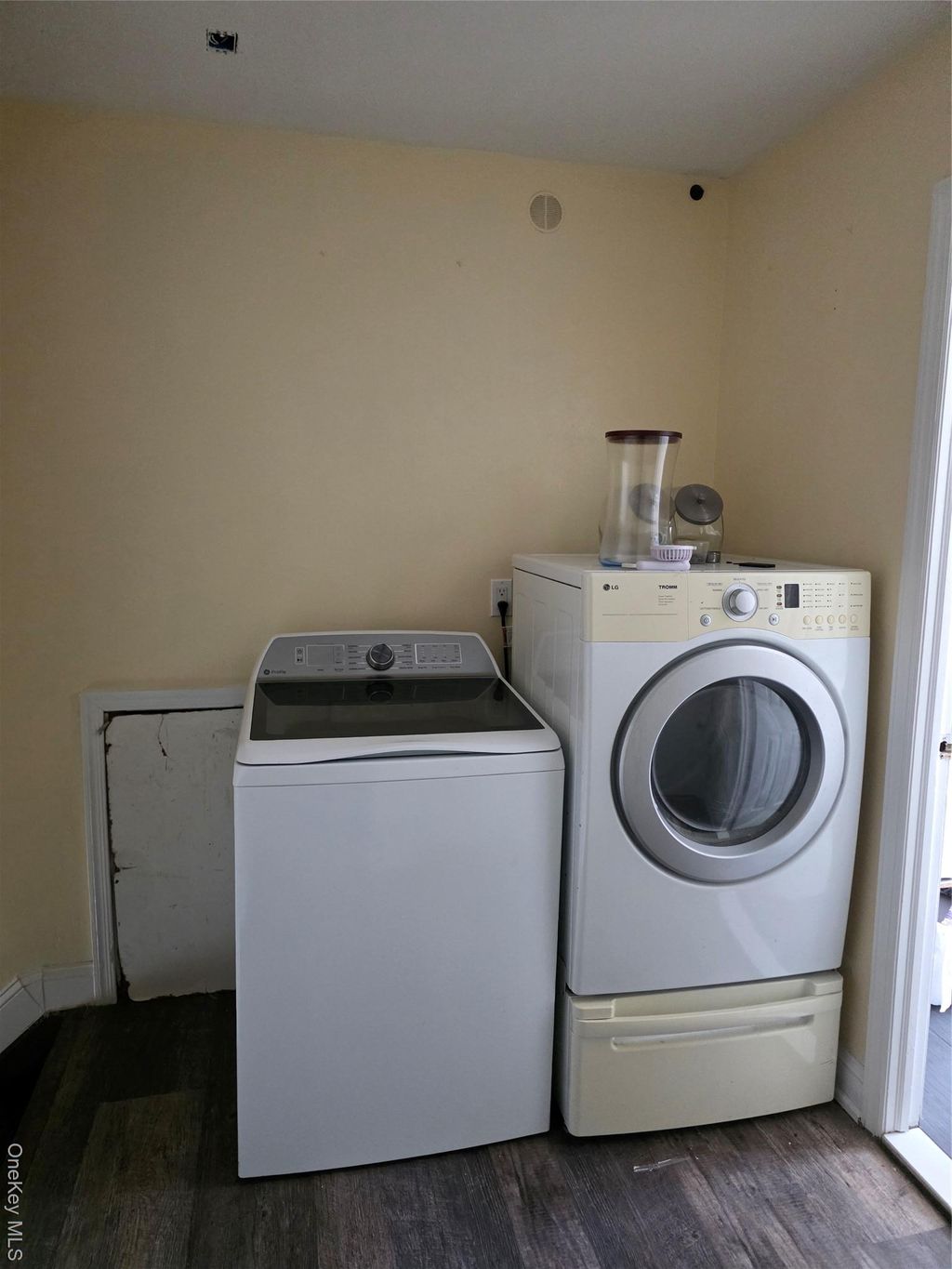 Photo of 44 Patchogue Avenue, Mastic, NY 11950 (MLS # 974879)