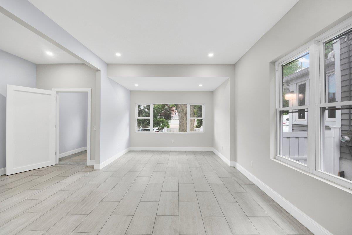 61 Edgewood Avenue, Yonkers, New York image 25