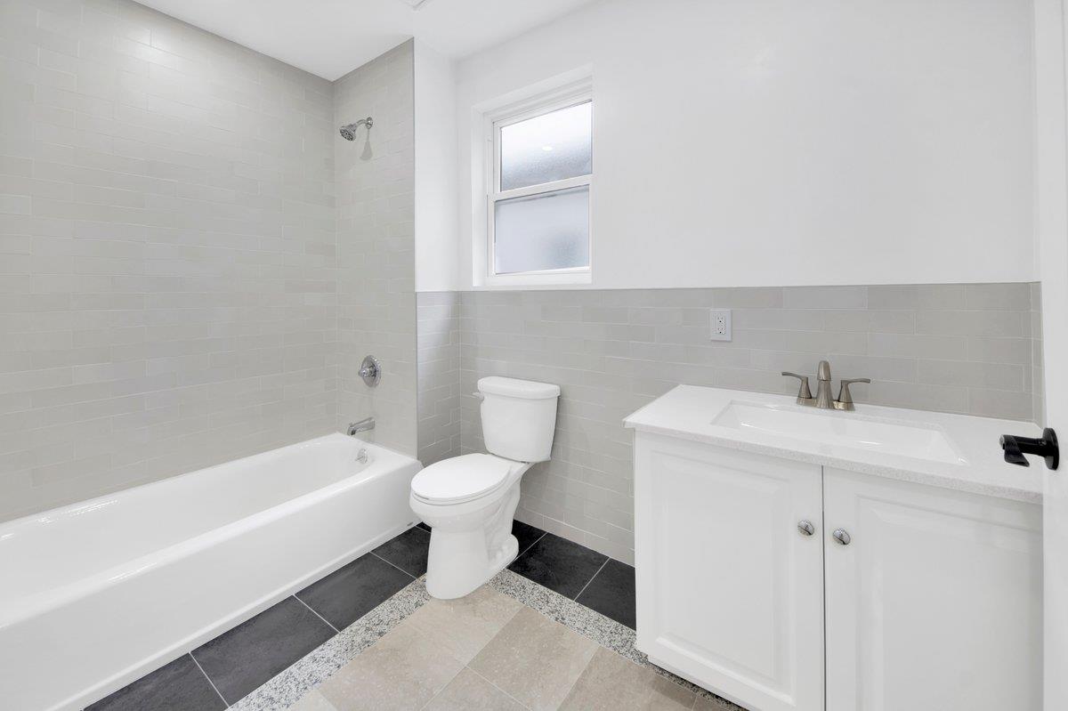 61 Edgewood Avenue, Yonkers, New York image 13