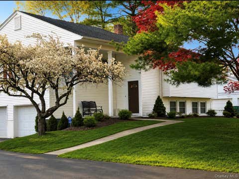 Homes For Sale - 32 Hagan Drive<br/> Poughkeepsie, NY 12603