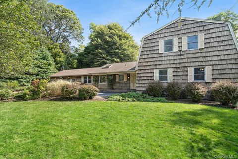 Photo of 28 Plain View Drive, Wading River, NY 11792 (MLS # 911998)