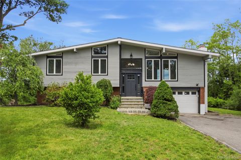 Homes For Sale - 39 Kings Ridge Road<br/> Mahopac, NY 10541