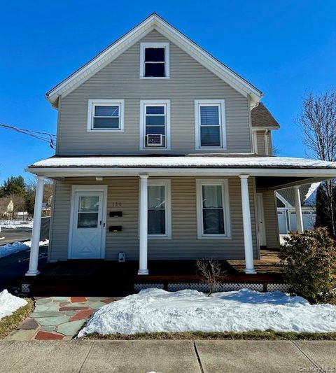 Photo of 136 Maple Avenue, New City, NY 10956 (MLS # 990028)