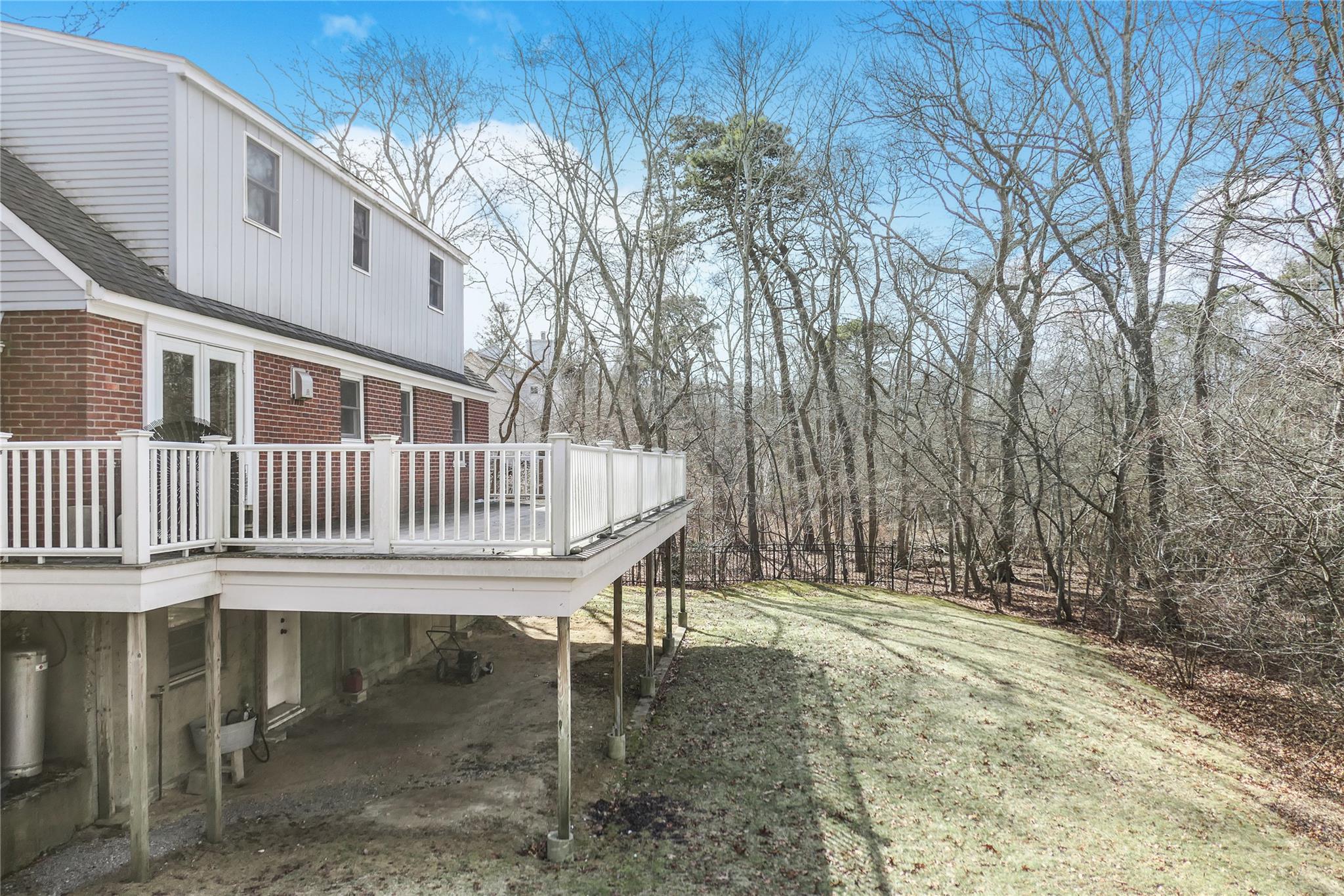 158 Donegan Avenue, East Patchogue, New York image 29