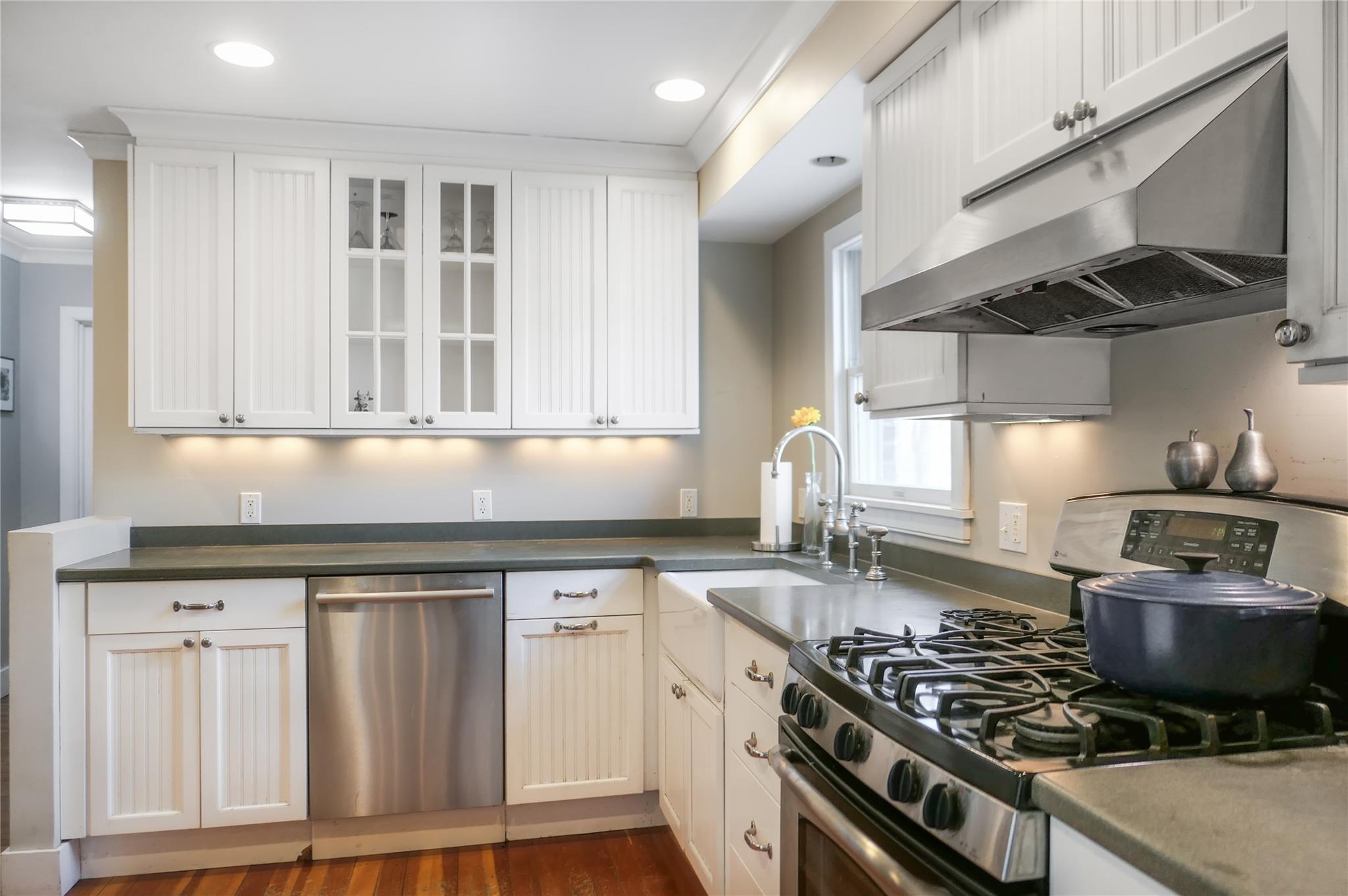 158 Donegan Avenue, East Patchogue, New York image 9