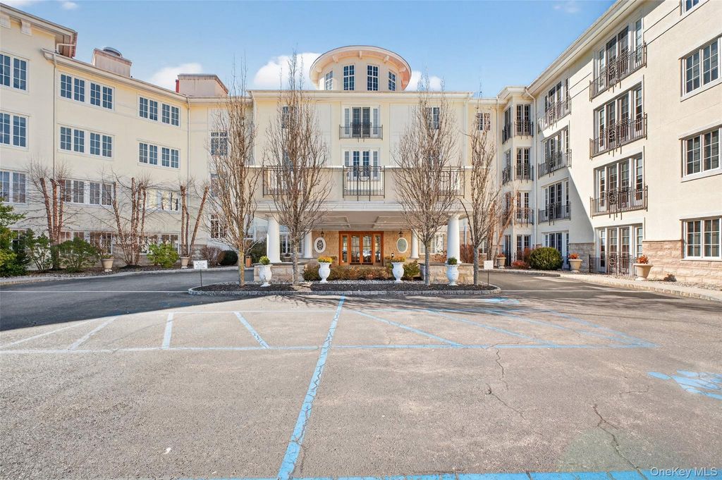 Photo of 319 Trump Park, Shrub Oak, NY 10588 (MLS # 962317)