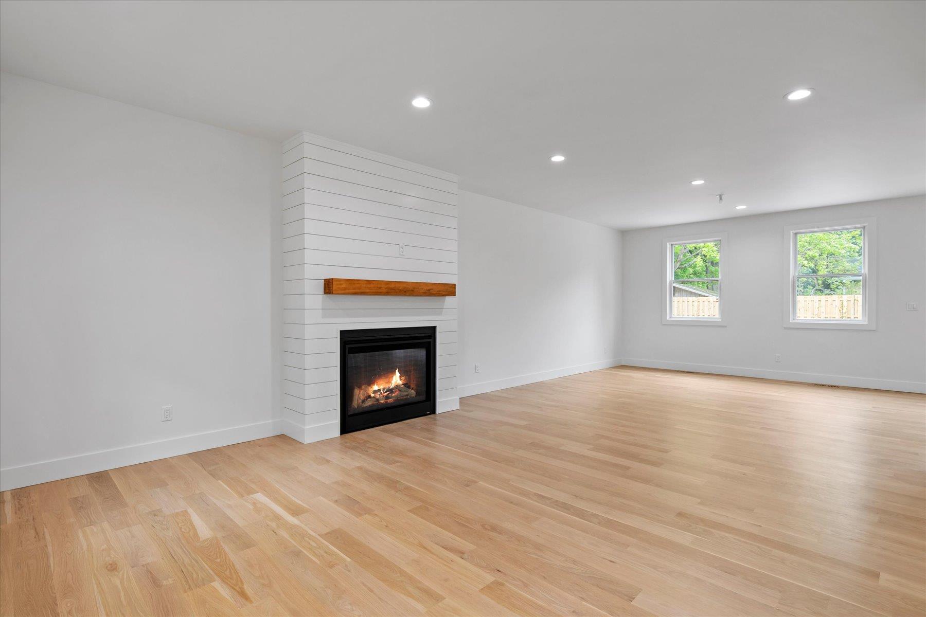 1855 Greenway East, Orient, New York image 10