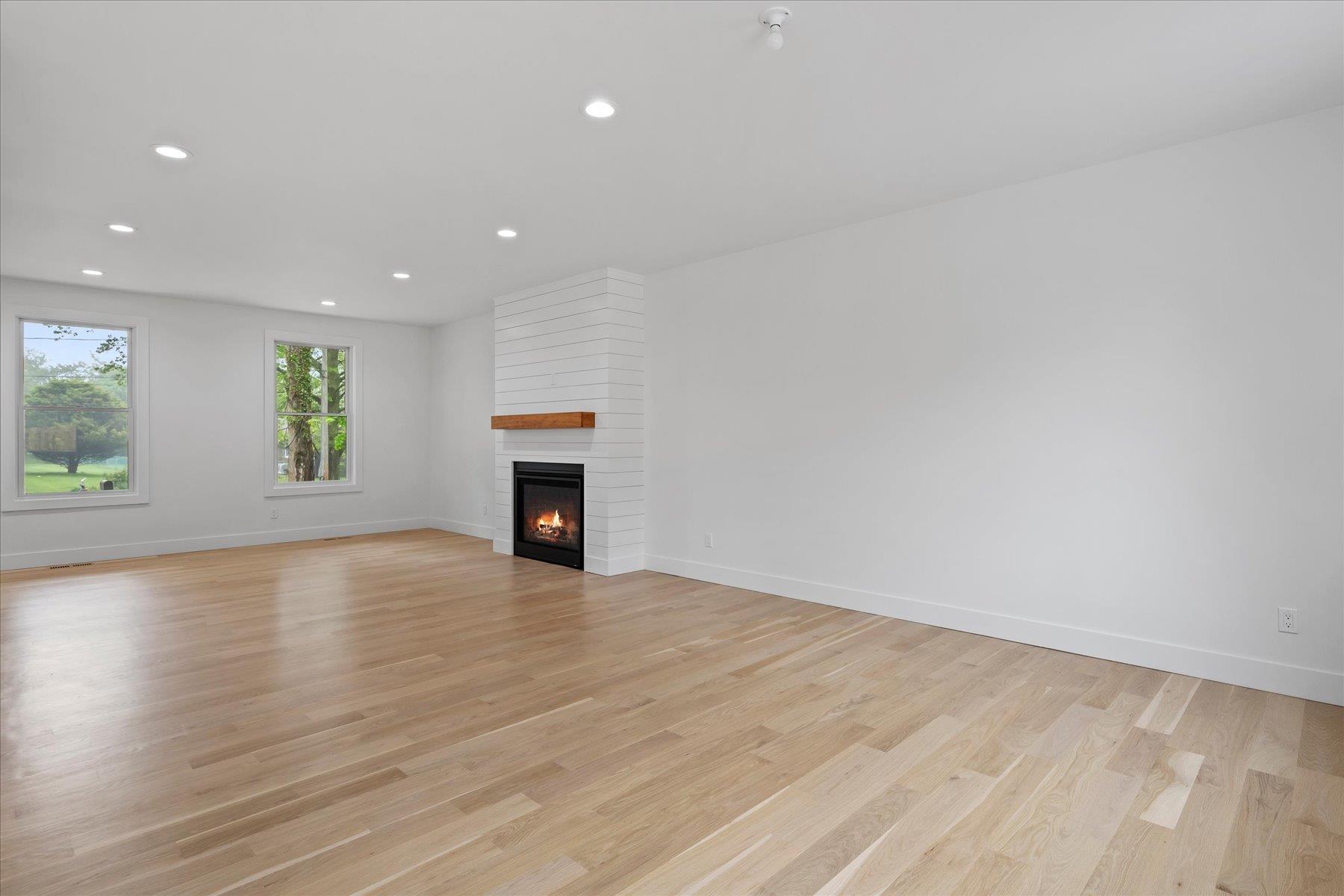 1855 Greenway East, Orient, New York image 11