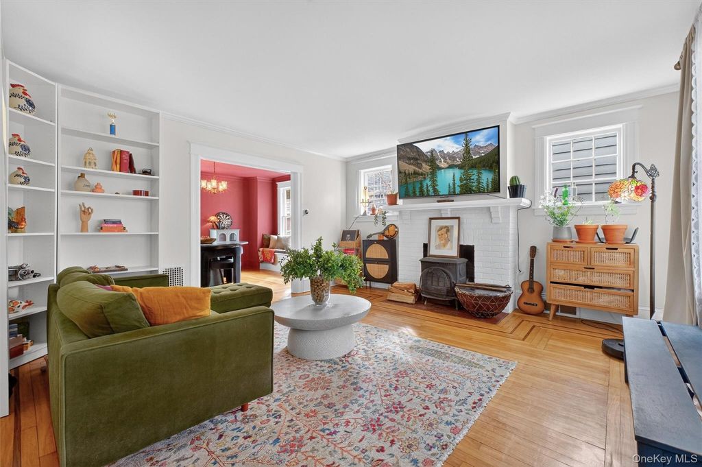 Photo of 13 Parkwood Boulevard, Poughkeepsie, NY 12603 (MLS # 957788)