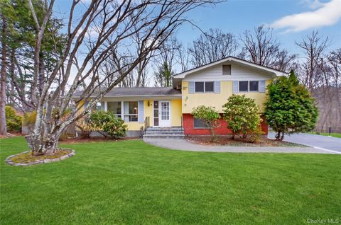 Homes For Sale - 2314 Sultana Drive<br/> Yorktown Heights, NY 10598