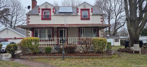 1540 Ferndale Boulevard Central Islip NY 11722