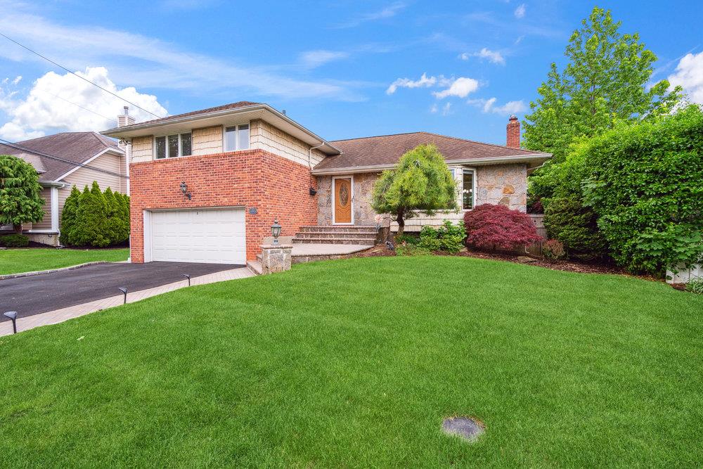 5 Coventry Road, Syosset, New York image 3