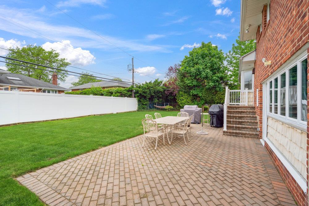 5 Coventry Road, Syosset, New York image 7