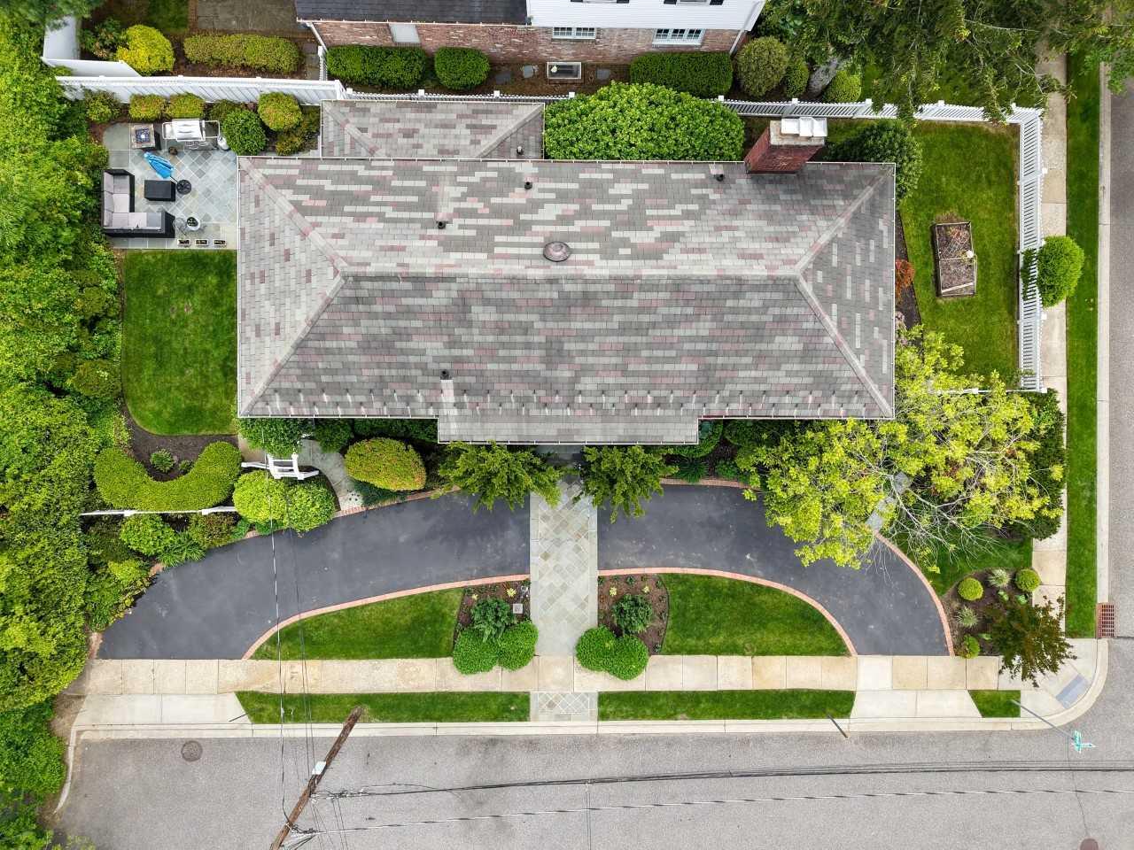 30 Leon Court, Rockville Centre, New York image 19