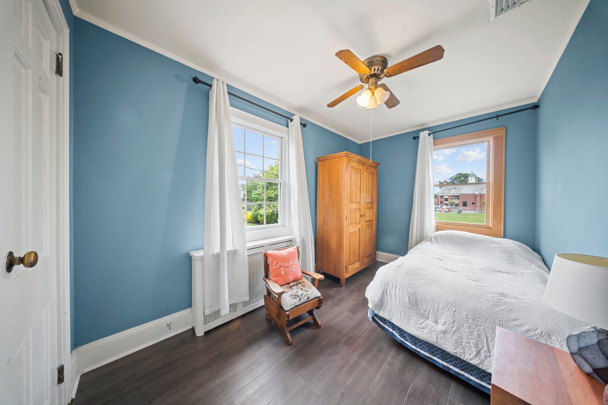 30 Leon Court, Rockville Centre, New York image 15