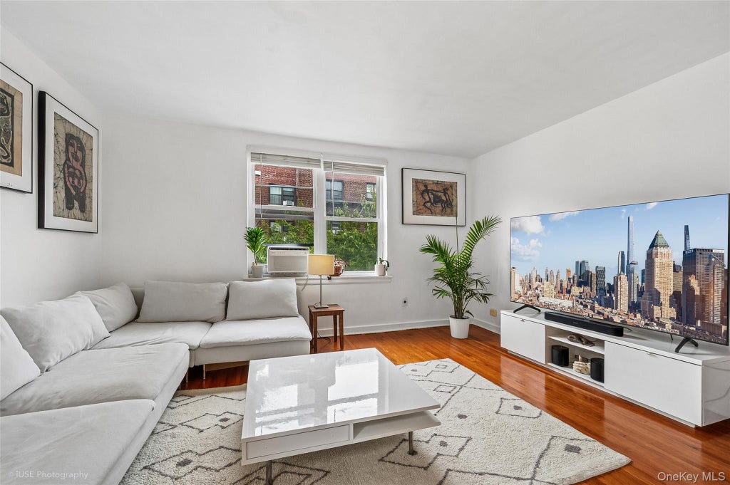 Photo of 52-18 39th Avenue Ave #3D, Woodside, NY 11377 (MLS # 1047215)