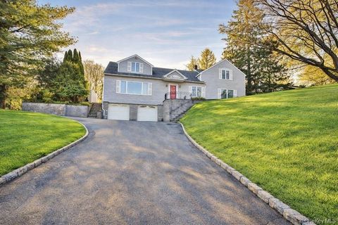 Homes For Sale - 2597 Quaker Church Road<br/> Yorktown Heights, NY 10598