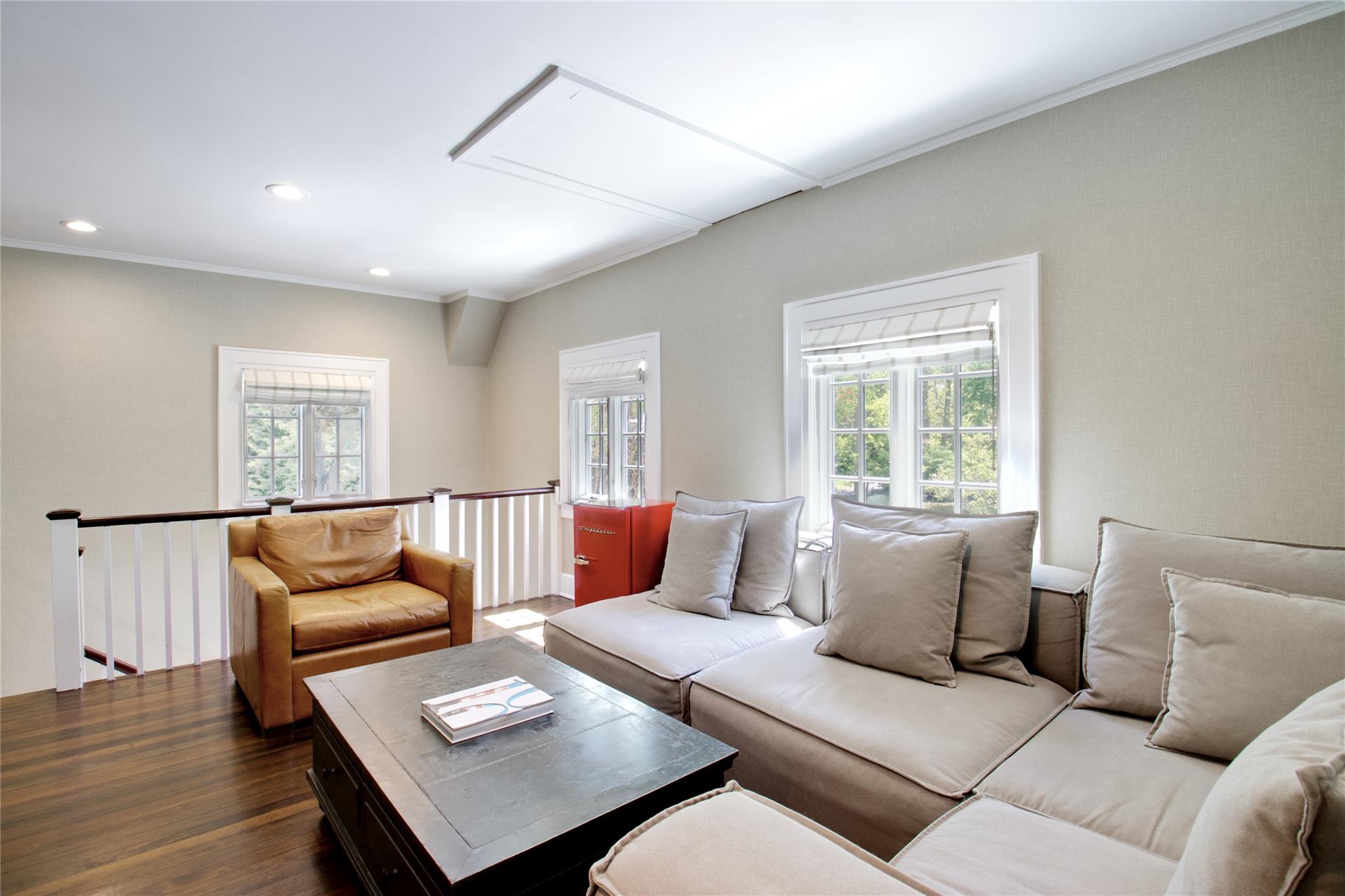 30 Bonnie Heights Road, Manhasset, New York image 32
