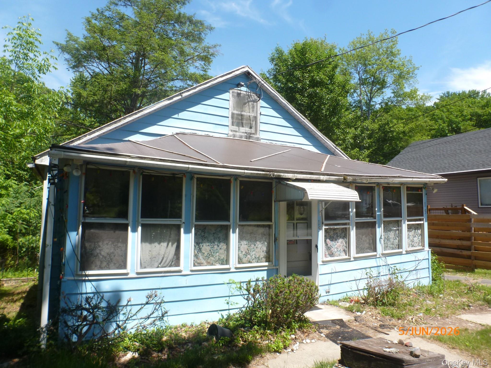 15 Davis Lane